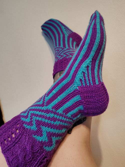 Amfitrite-sukat, neuleohje