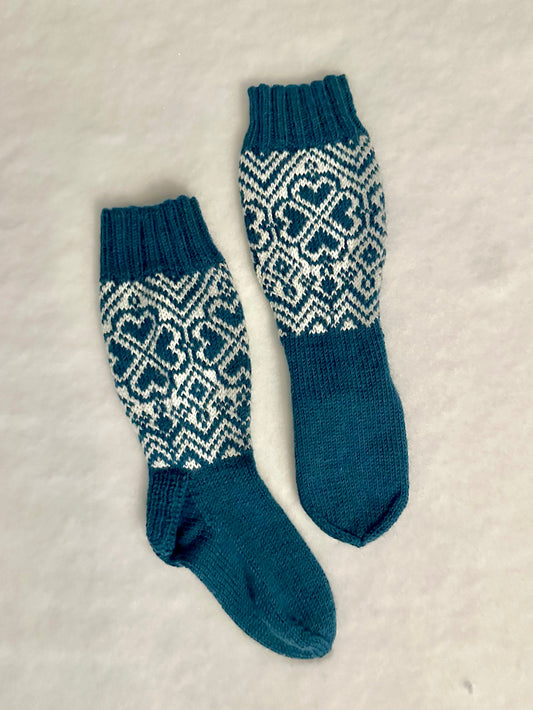 Herttojen kokous-sukat, neuleohje