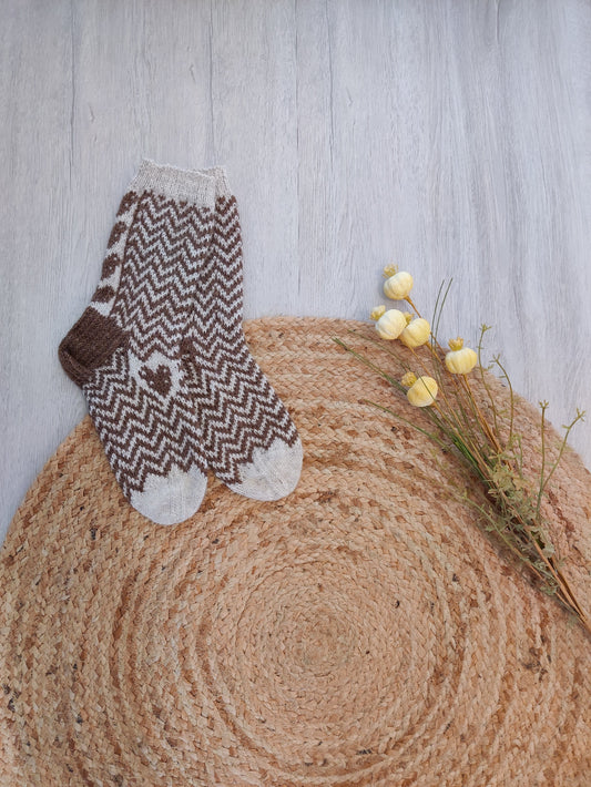 Hiiripiilo-sukat, neuleohje