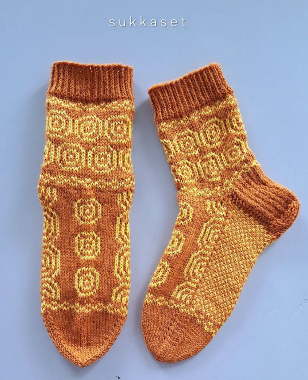 Kehrä-villasukat, neuleohje