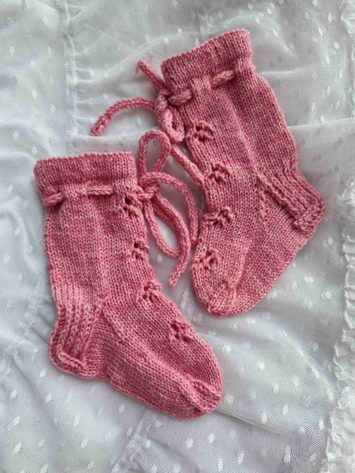 Kevätvillitys-sukat, neuleohje