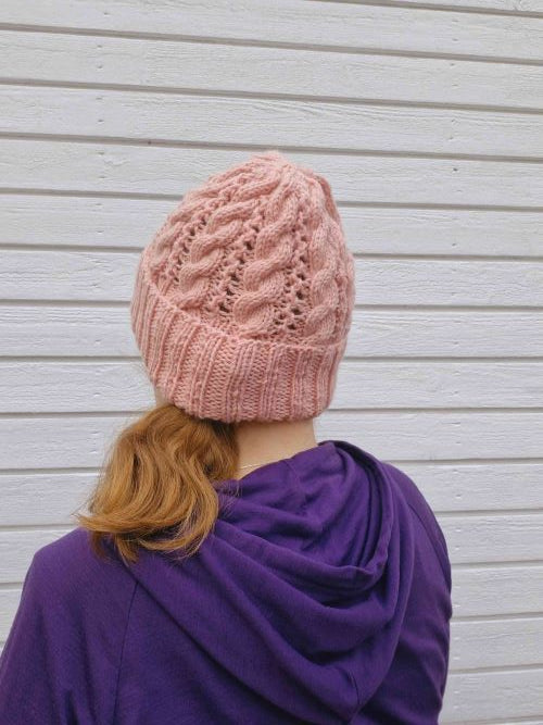 Koru-palmikkopipo, neuleohje