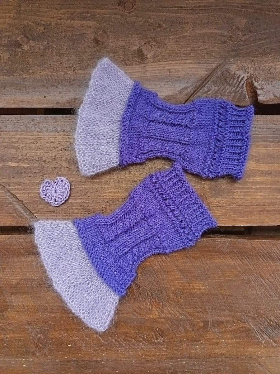 Lemmekkäät-rannekkeet, neuleohje