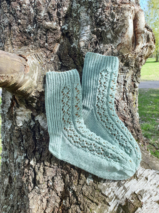 Serafiina-pitsisukat , neuleohje