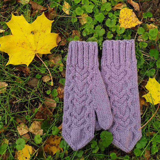 Minja ja Minea-palmikkolapaset, neuleohje