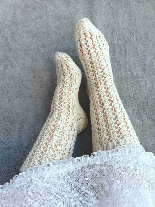 Mirabel-pitsisukat, neuleohje