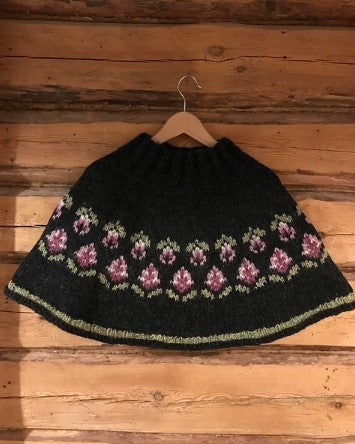 Old Rose-poncho, neuleohje