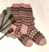 Sarastus-sukat, neuleohje