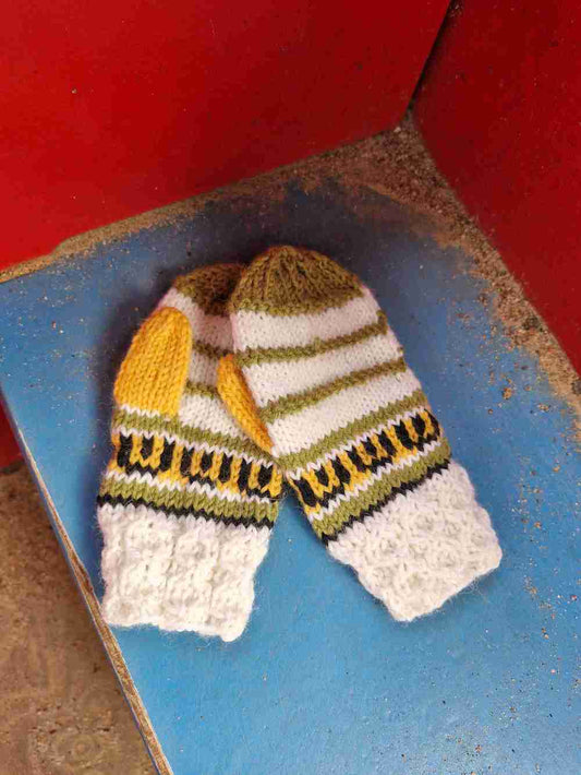 Sebastian sukat ja lapaset lapselle, neuleohje