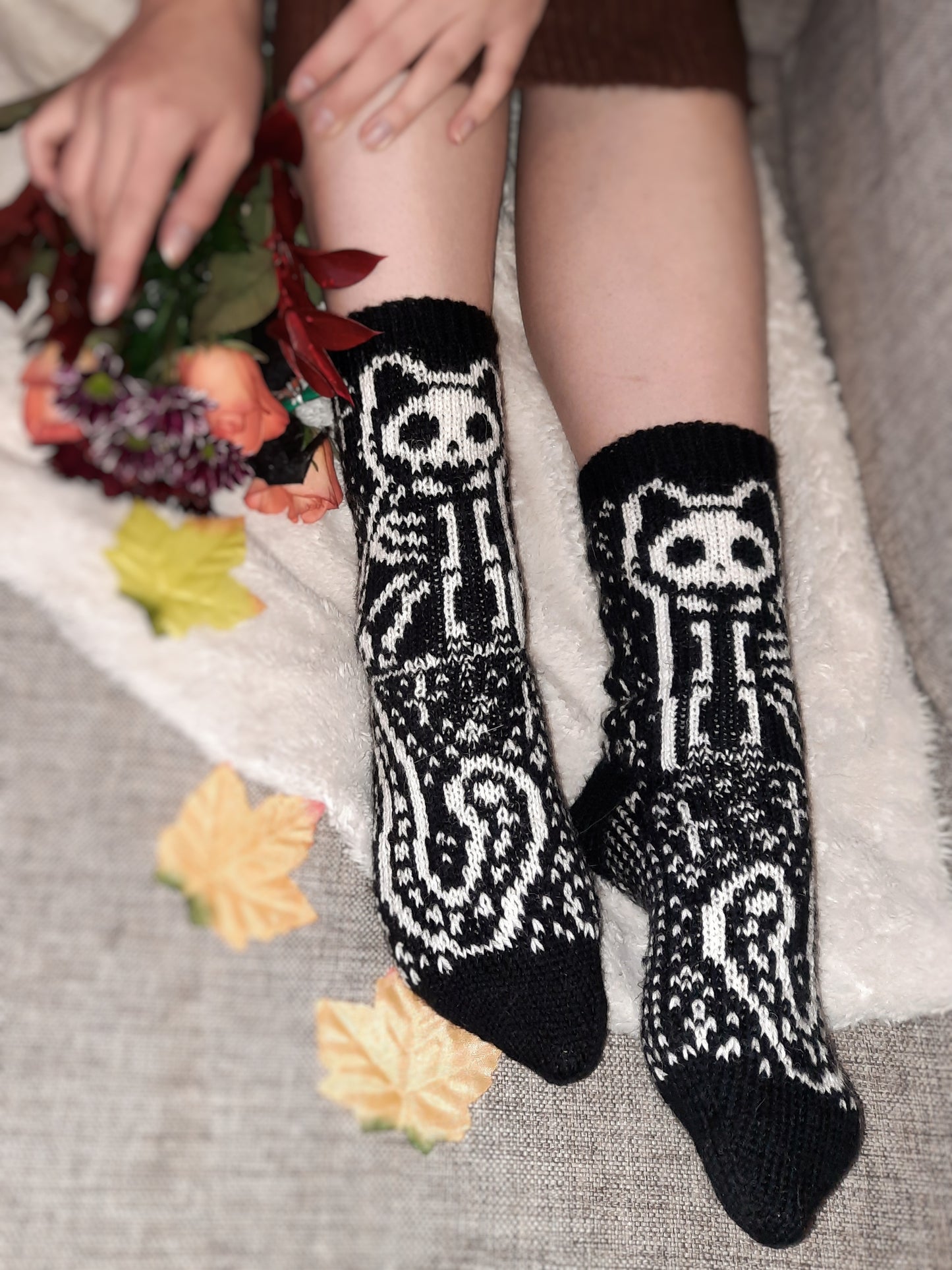 Skelecats-sukat, neuleohje