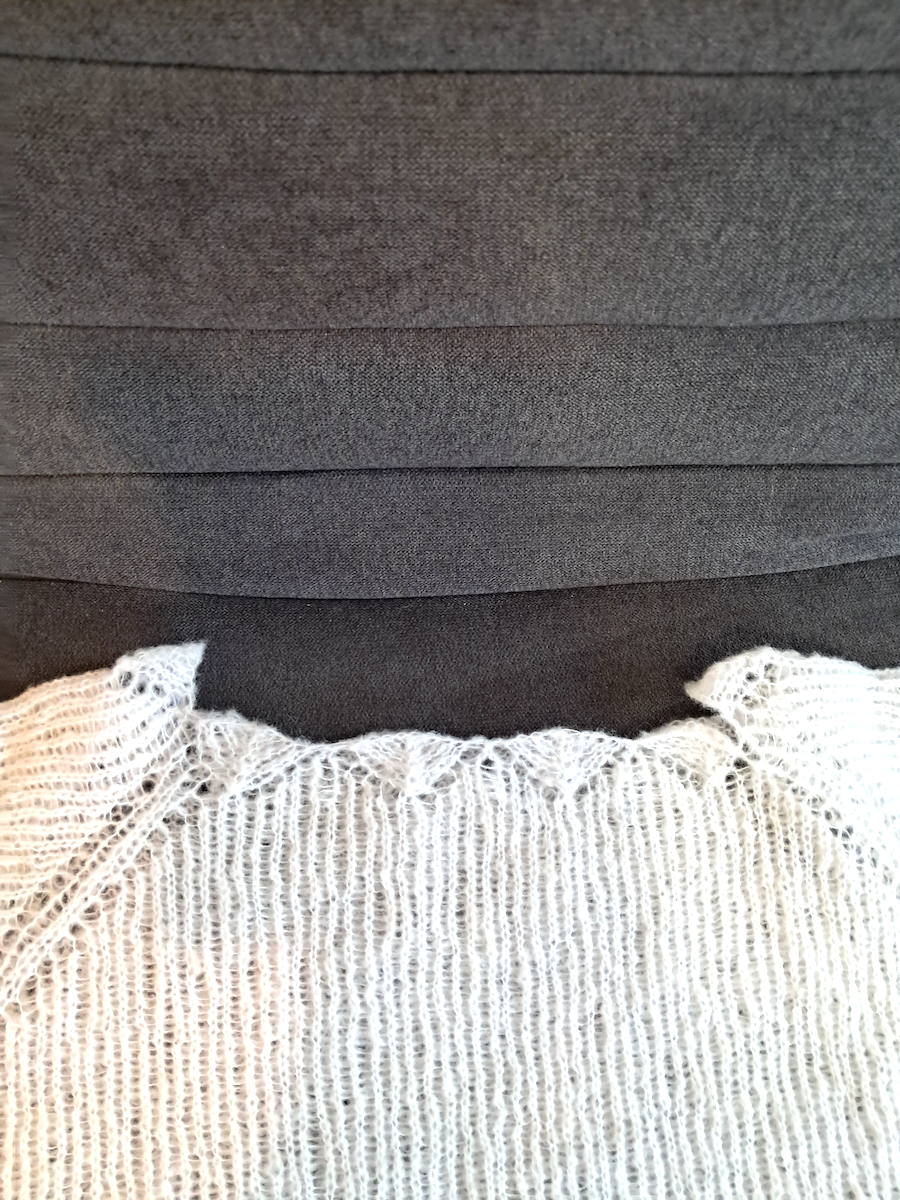 Snow White-neulepaita , neuleohje