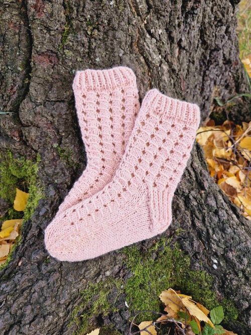 Suloiset sukat paketti, neuleohjeet