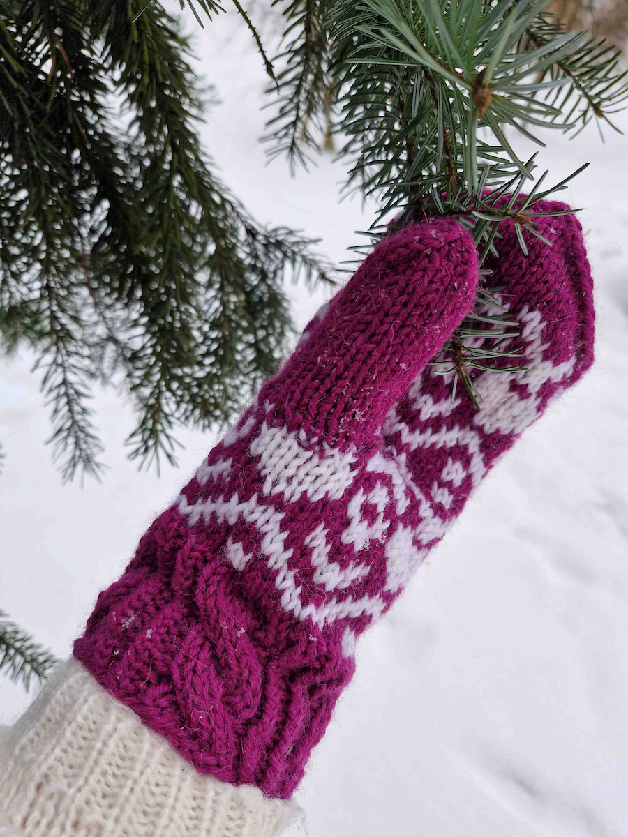 Sydänkellot-kirjoneulelapaset, neuleohje