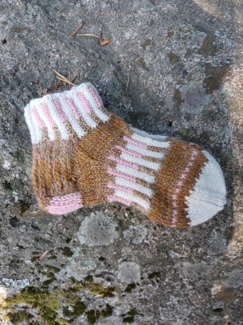 Vaeltaja-sukat, neuleohje