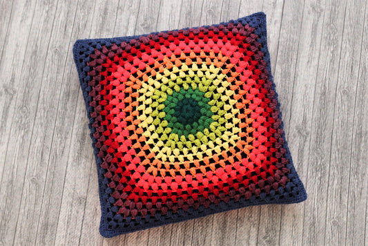 Väriloiste-tyynynpäällinen, virkkausohje