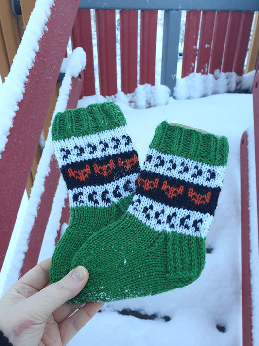 Vauvan kettusukat , neuleohje