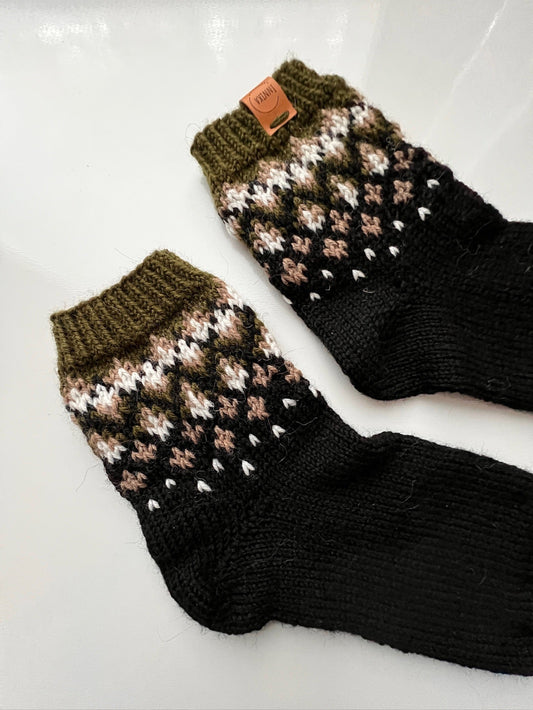 Viljami-villasukat, neuleohje