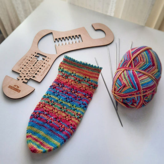 Vuokko-sukat, neuleohje