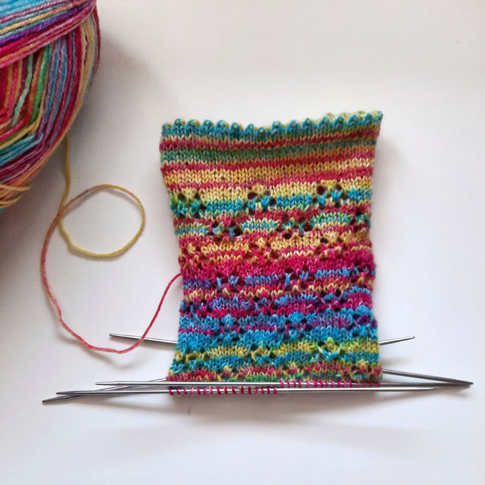 Vuokko-sukat, neuleohje