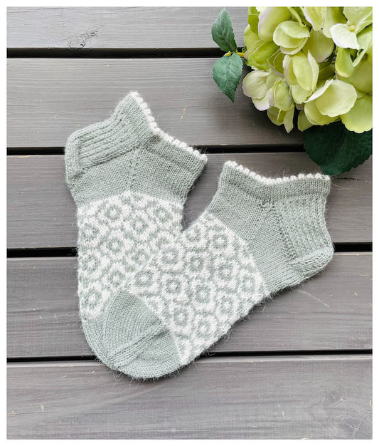 Aamutuimaan-villasukat, neuleohje