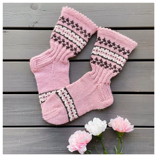 Dagmar-villasukat, neuleohje