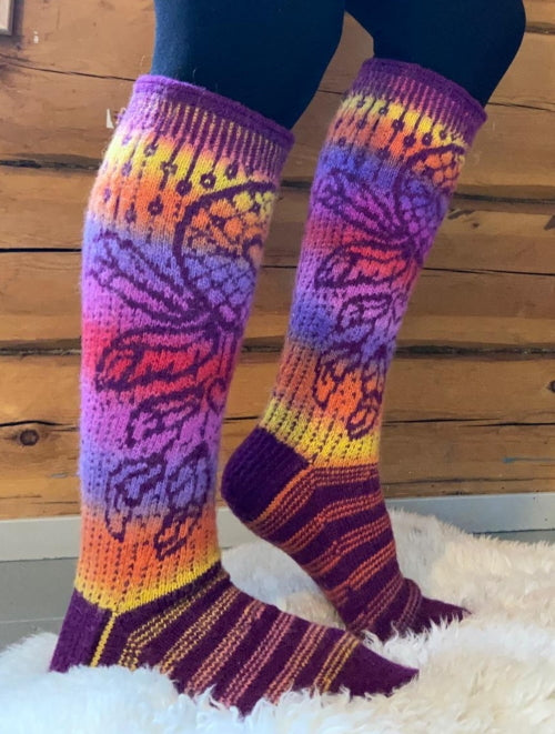 Happy Hippies-kirjoneulesukat, neuleohje