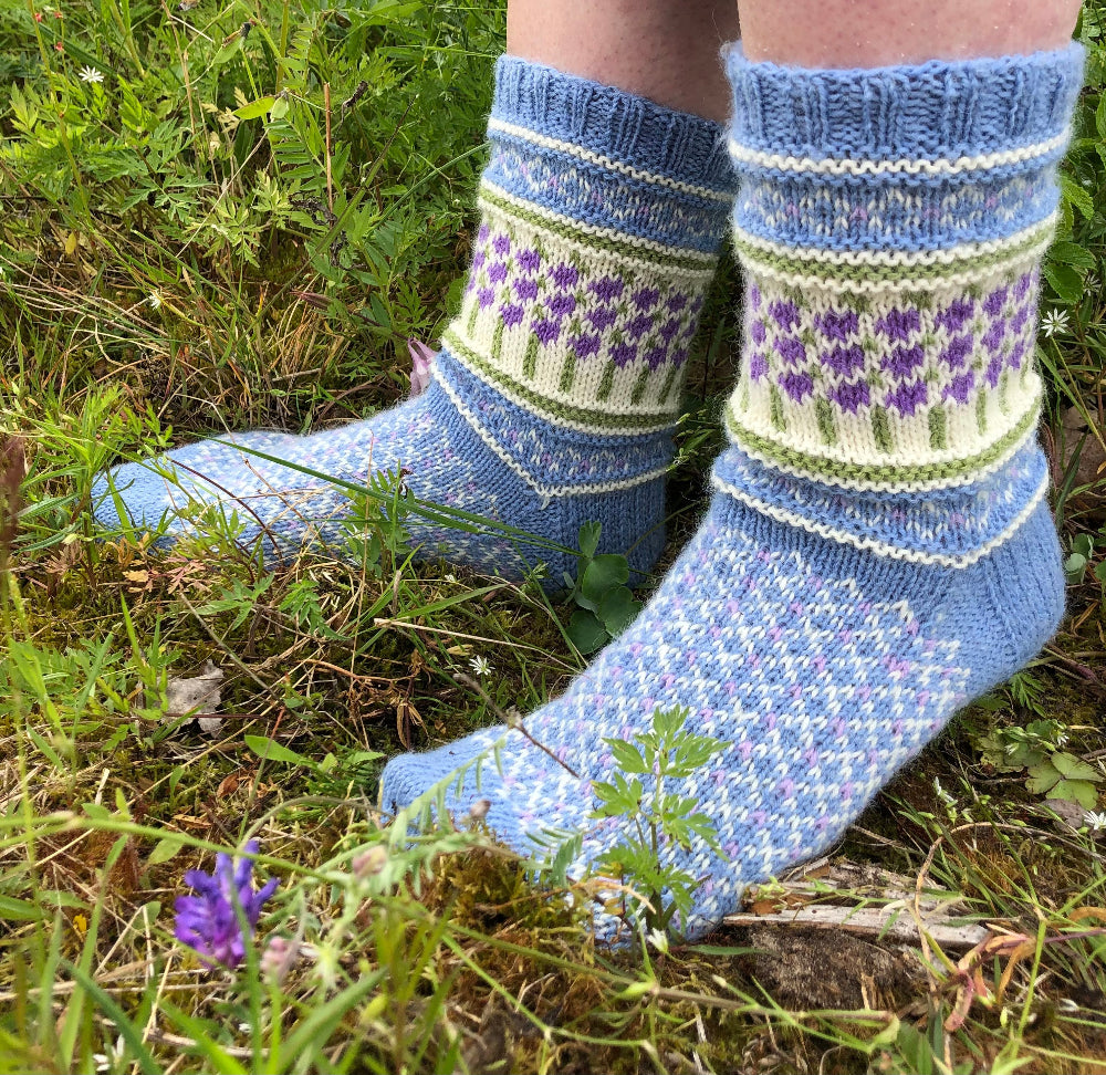 Hiirenvirna-kirjoneulesukat, neuleohje