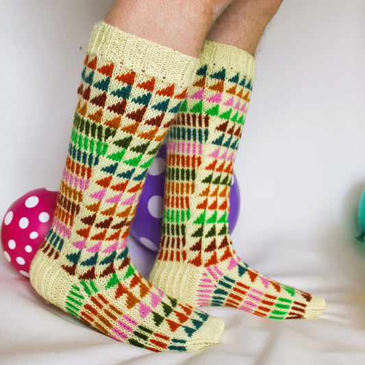 Ikuinen vappu-sukat, neuleohje