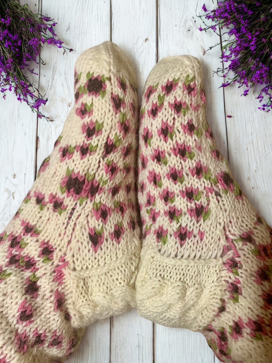 Kanervankukka-villasukat, neuleohje