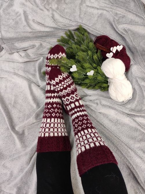 Karpalo-sukat, neuleohje