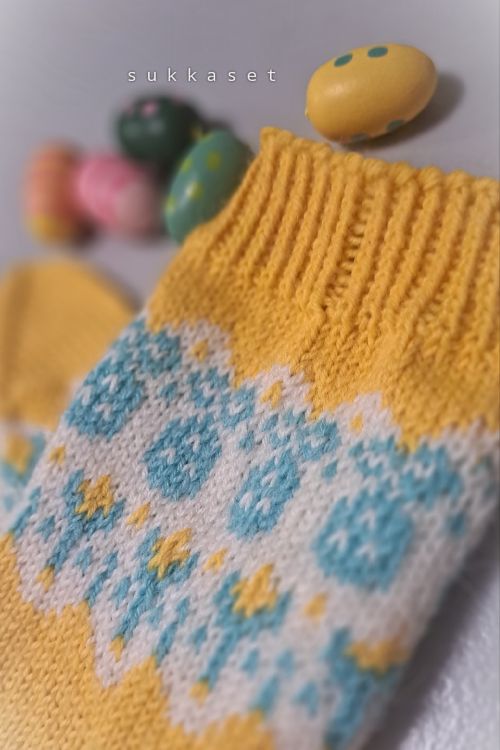 Kevätaamu-sukat, neuleohje