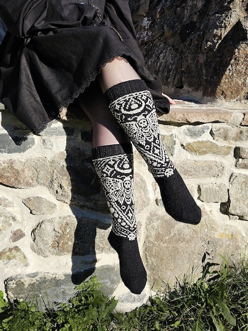 Kiitäjät-villasukat, neuleohje