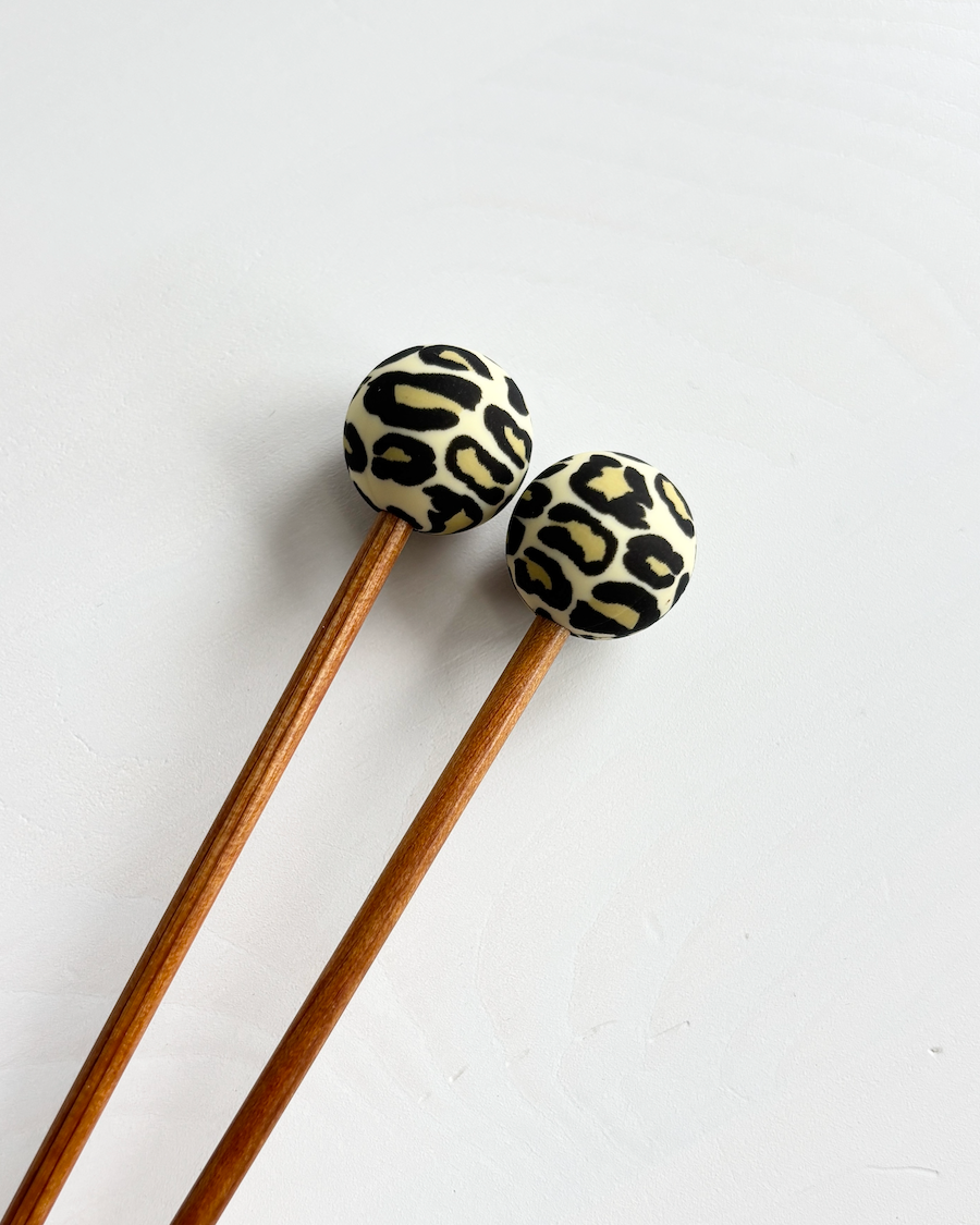 Puikkostopparit, pallo, leopardi