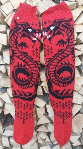 Lohikäärme-kirjoneulesukat, neuleohje