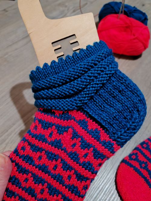 Lollipop-sukat, neuleohje