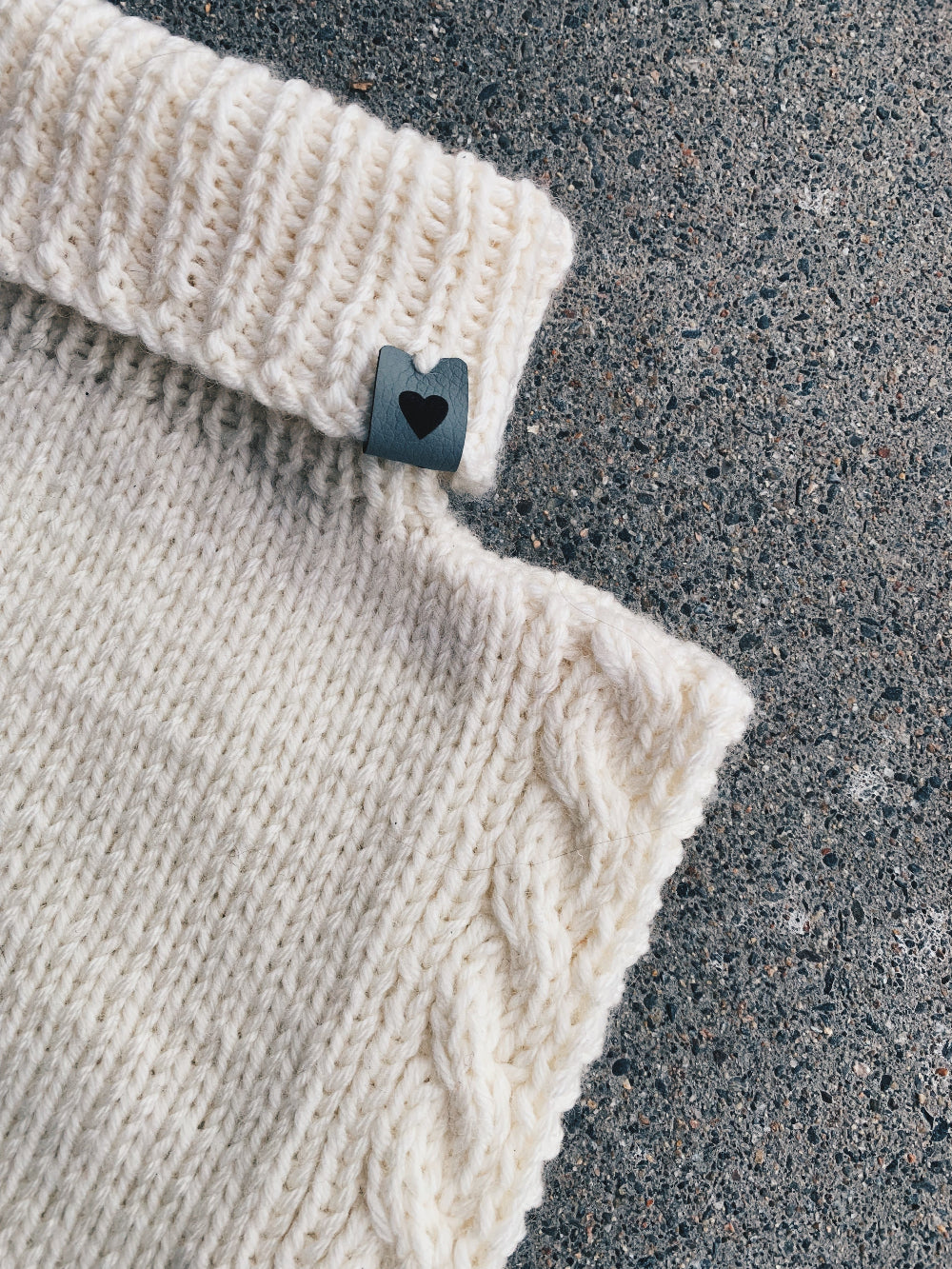 Lumikko-kauluri, neuleohje