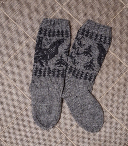 Metsän suojassa-sukat, neuleohje