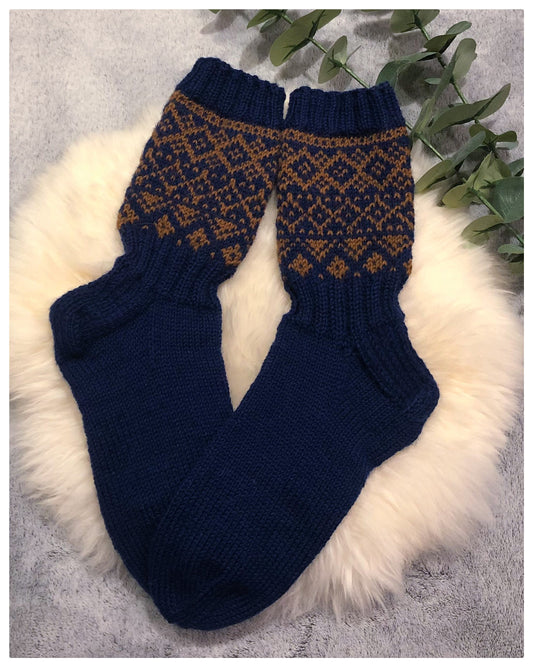 Miesten joulusukat, neuleohje