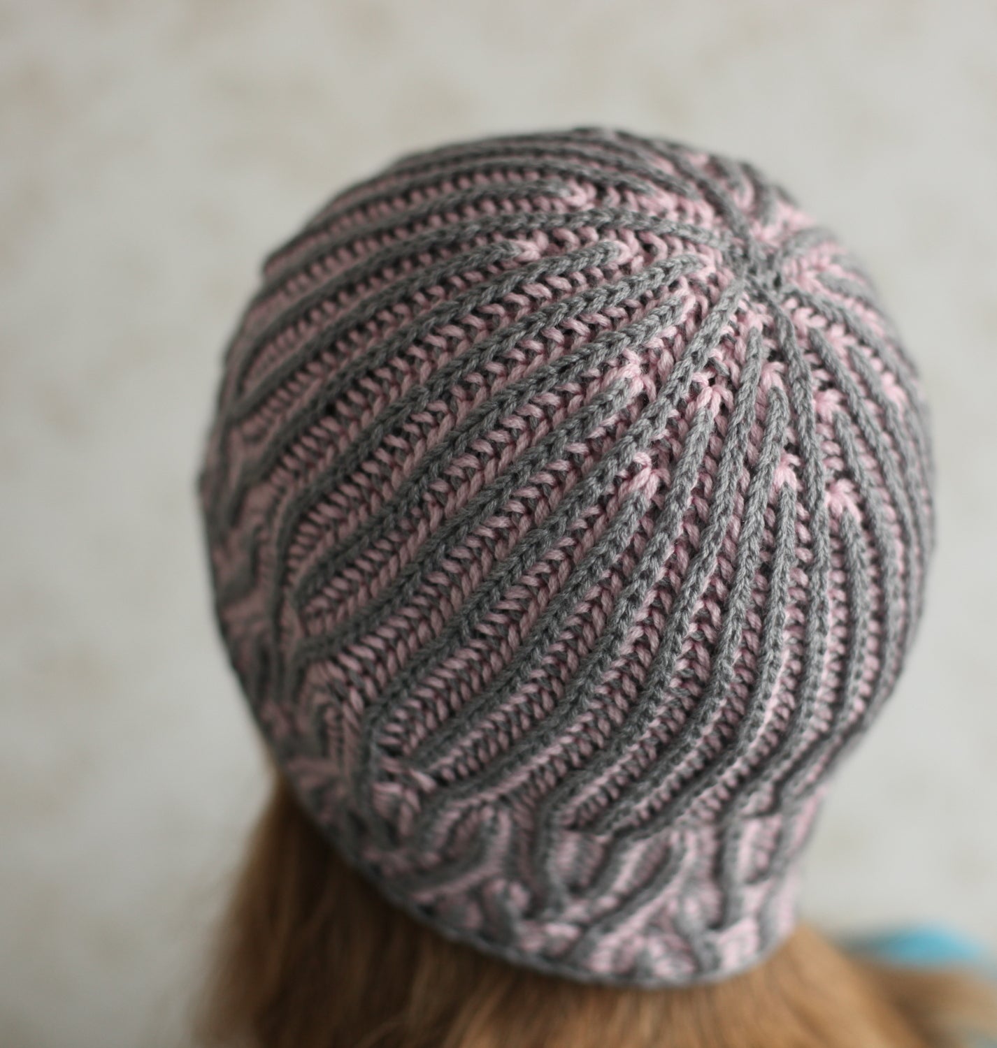 Moreeni-pipo,neuleohje