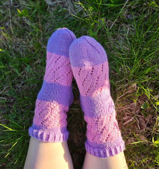 Niittyvilla-sukat, neuleohje