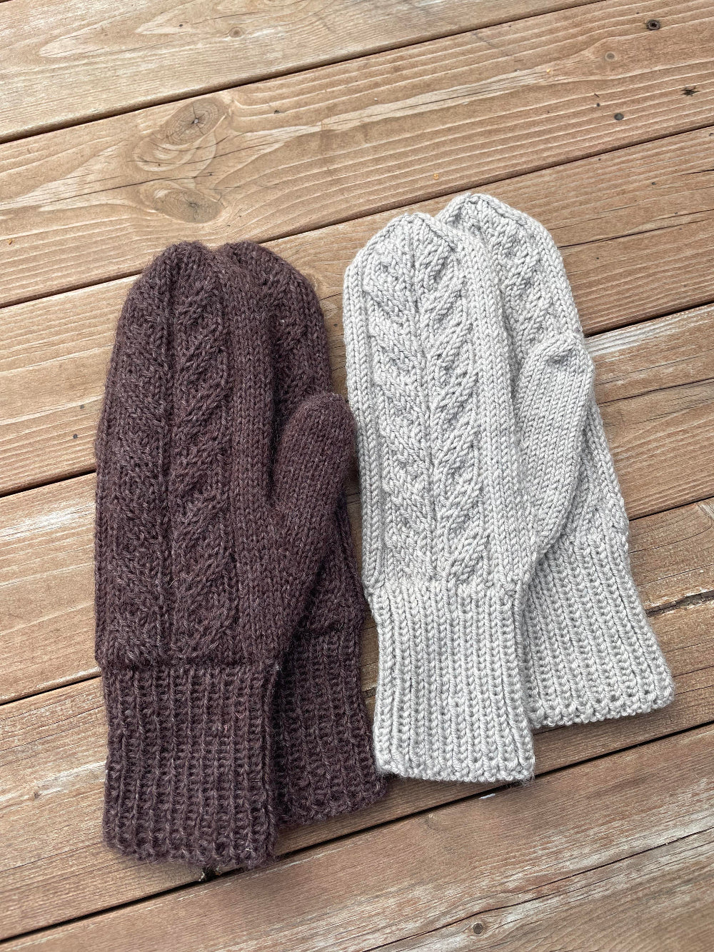 Kaksinkertaiset Odessa-lapaset, neuleohje