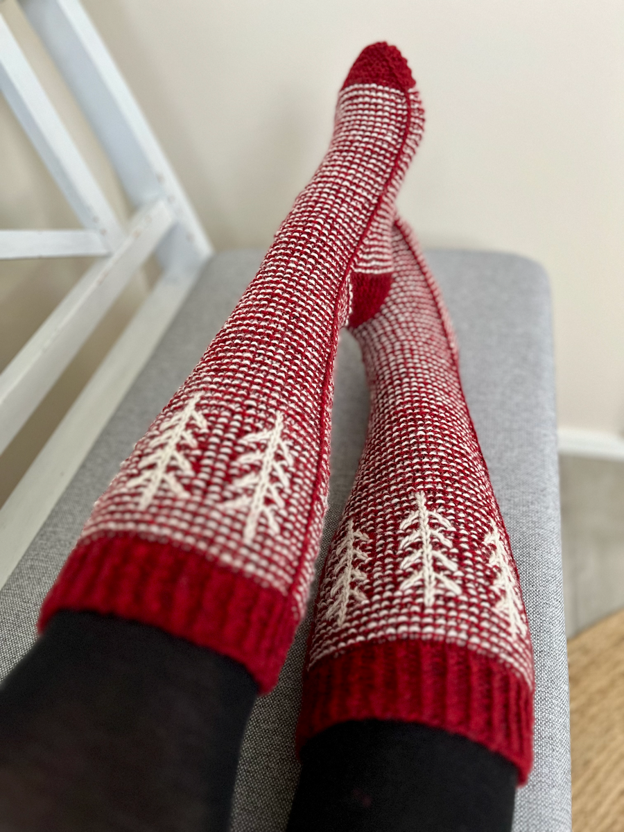 Havuset-polvisukat, neuleohje