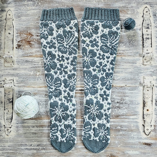 Pitkät-kesäsukkaset, neuleohje