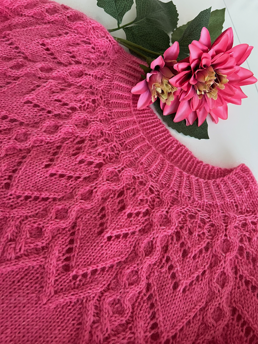 Rakkausruno-kaarrokeneule, neuleohje