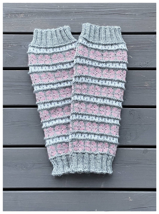 Joustavat säärystimet, neuleohje