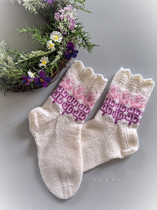 Sointu-villasukat, neuleohje