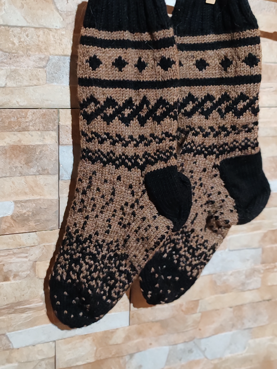 Tonza-sukat, neuleohje