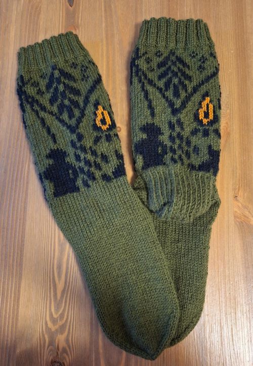 Tulilla-sukat, neuleohje