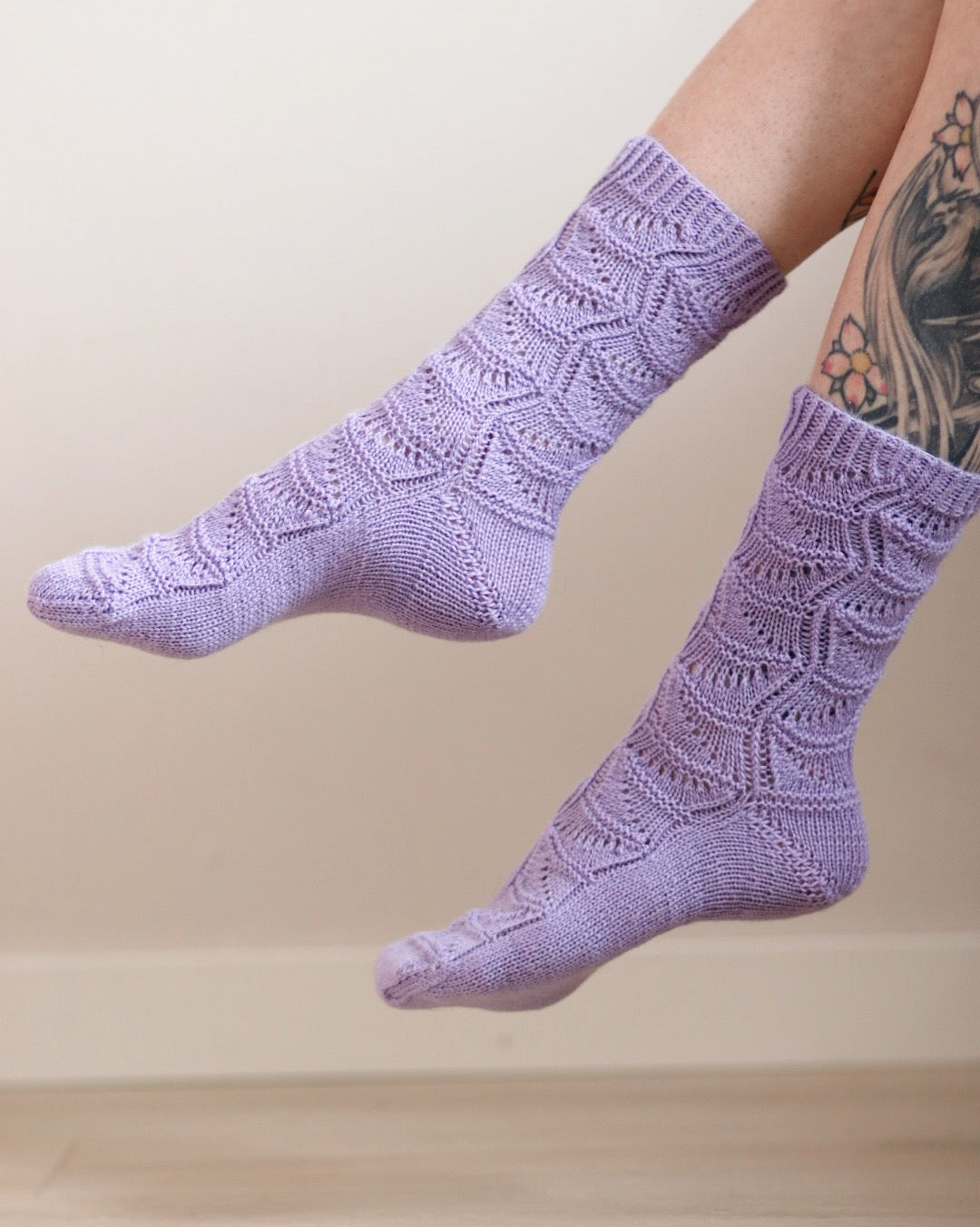 Viola-sukat, neuleohje