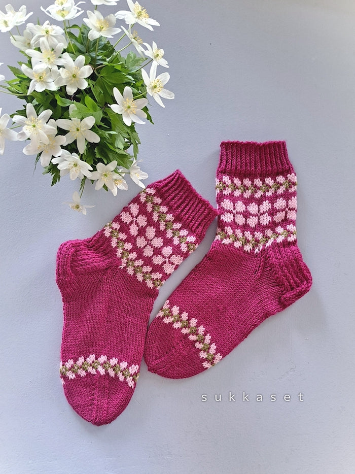 Vuokko-villasukat, neuleohje